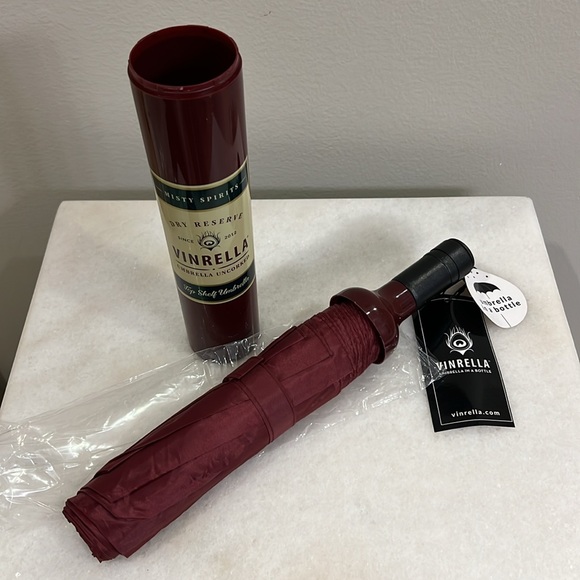 NWT Vinrella Umbrella in a Bottle - Picture 2 of 3